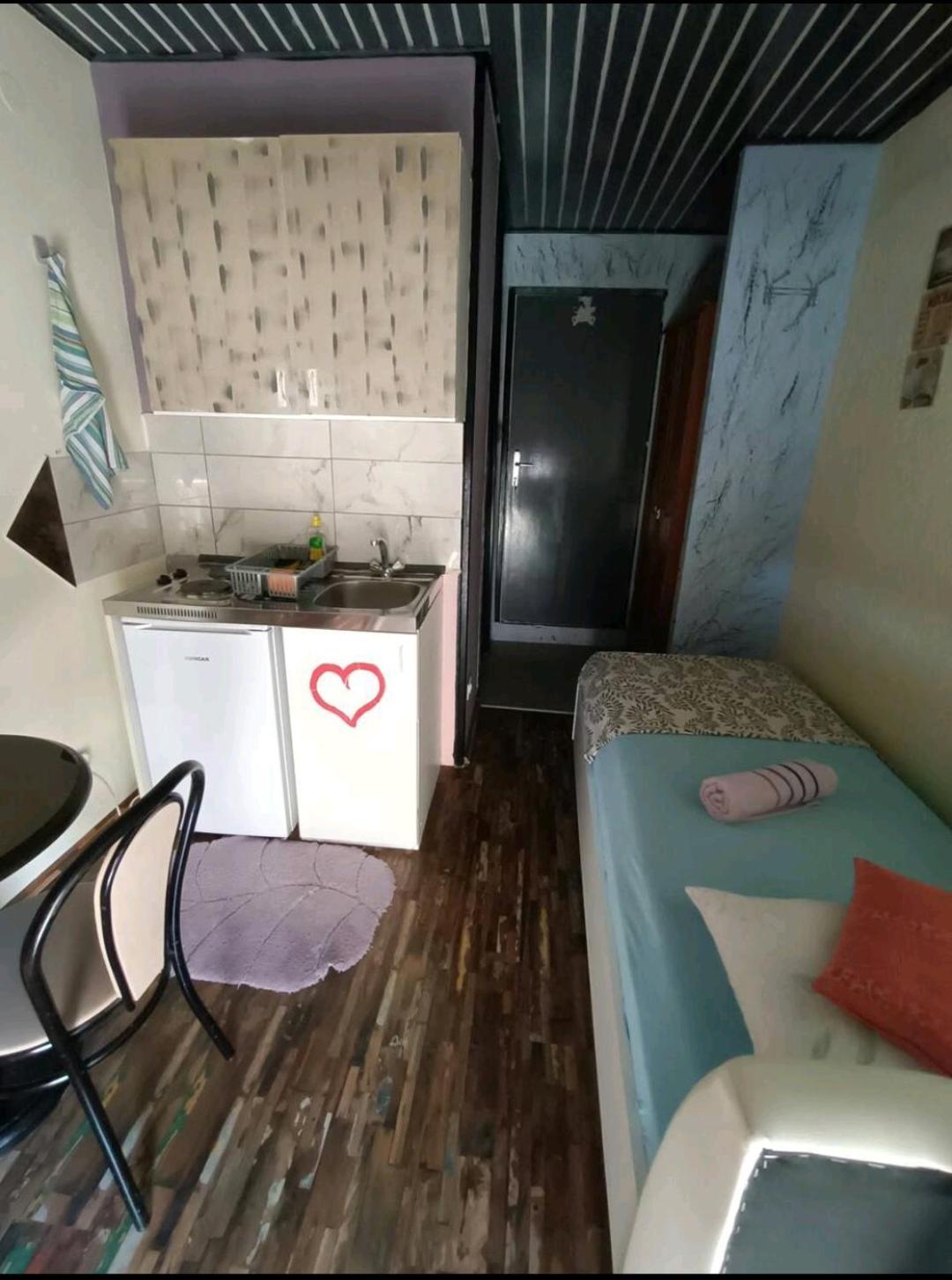 Zdenka Studio Split Bilik gambar