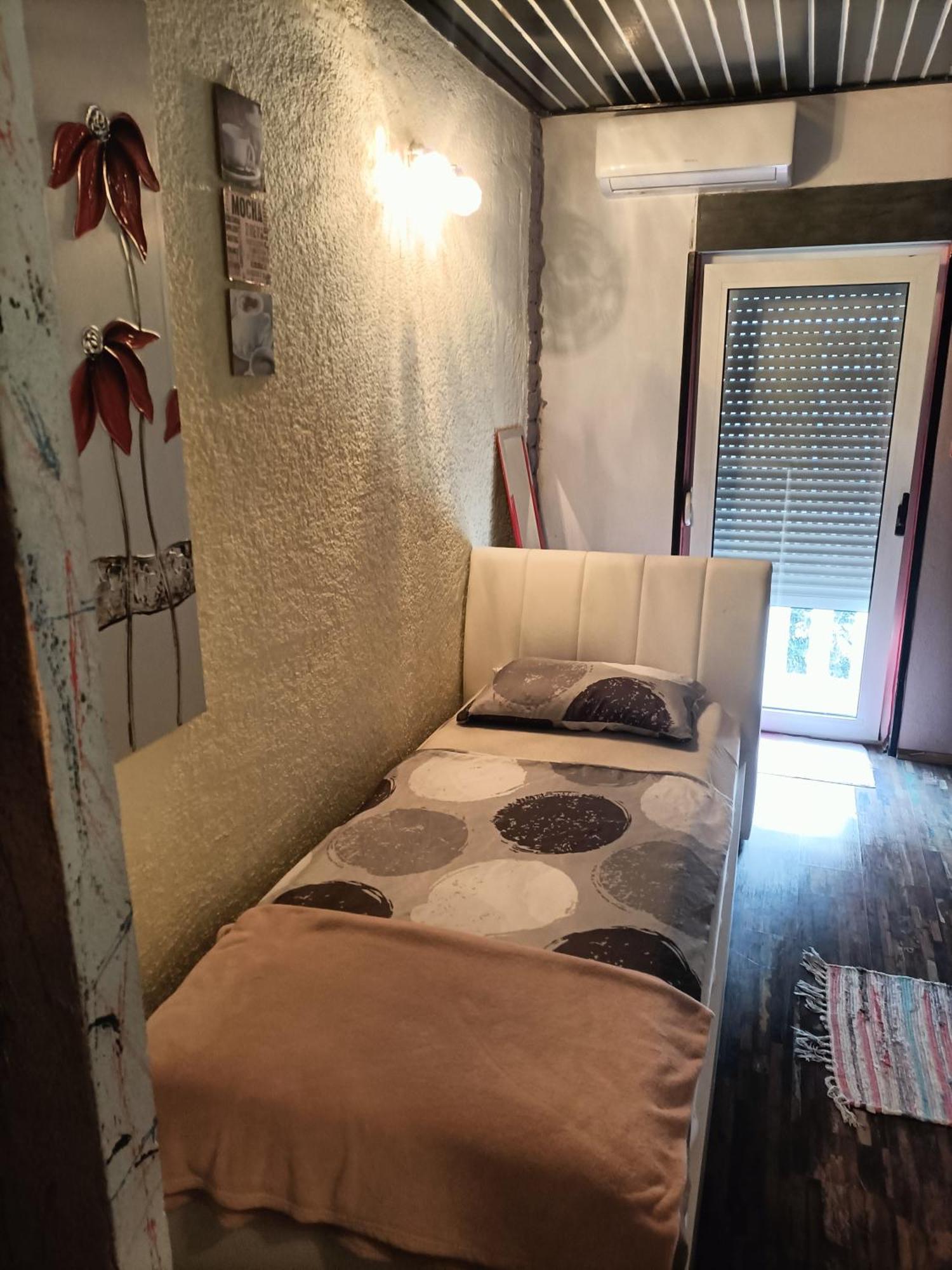 Zdenka Studio Split Luaran gambar